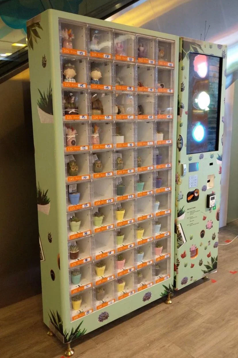 Xy Hot Heated Locker Box Vending Machine for Hotel Restaurant